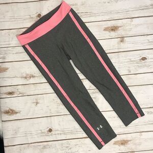 Under Armour Cropped‎ Leggings Size Xs pink Gray Active wear